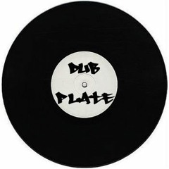 Dub One - Gwarn Amen (Phuture-T Remix) played by Chris INP Hoxton FM