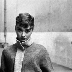 نزار قباني - ( إلى رجل ) متى ستعرف