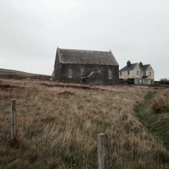 Eibhli Ghail Chiuin Ni Chearbhaill/Macarthur Road