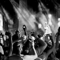 Tokio Hotel - Louder Than Love (live)