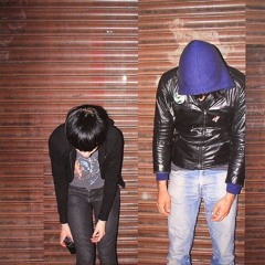 Crystal Castles vs. HEALTH - Crimewave Remix/Mashup