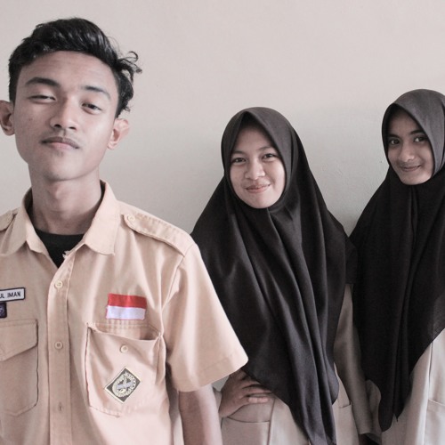 Asi Riaz Dsb Stream Razi Abdul Ft Salsya & Lisa - DBS (Deretan Bangku Sekolah) by ...