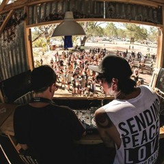 Handsdown B2B Leigh Boy @ Strawberry Fields 2015