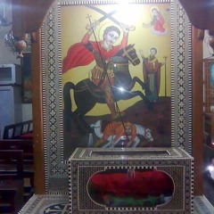 بترنم يا أبو سيفين