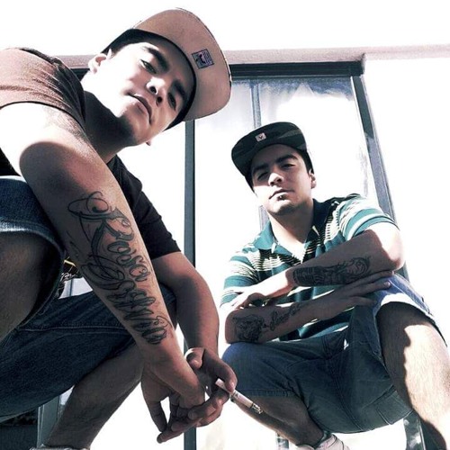 DUPLA BRO - VAMOS  A ESCAPARNOS - (Prod.fourdrecord)