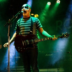 Doctor X - Toda Forma De Poder  Ao Vivo(Tributo A Engenheiros Do Hawaii)