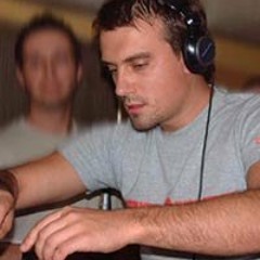 Rowan Blades AKA (Breeder) live! @ A'PRIORI,Moscow  2003