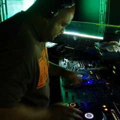 commercial rnb/top 40