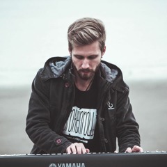 Andrew Jasinski - Sea