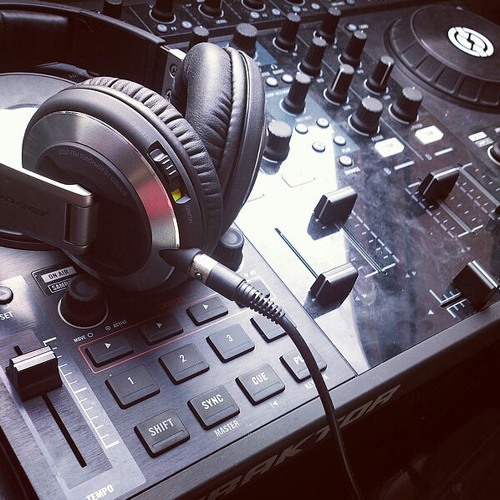 Astrid Mendua Dugem Remix V2 Mixtape Sbd 1 Mp3 By Ferdy Khepot On Soundcloud Hear The World S Sounds