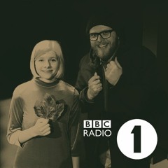 AURORA - "Running With The Wolves" (Live On BBC R1)