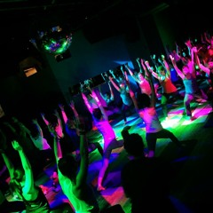 Willkommen :: Deep House Yoga @ Verboten // 12.7.15 with Elena Brower