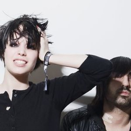 Crystal castles transgender перевод. Crystal castles transgender перевод
