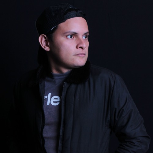 Showtek & Trey-V vs. Ummet Ozcan - Raise Your Booyah Hands (Luis Carlos Santos Mashup)