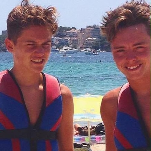 Stream Wonderwall Vs Tremor by Jamie Gribbons Listen online for free