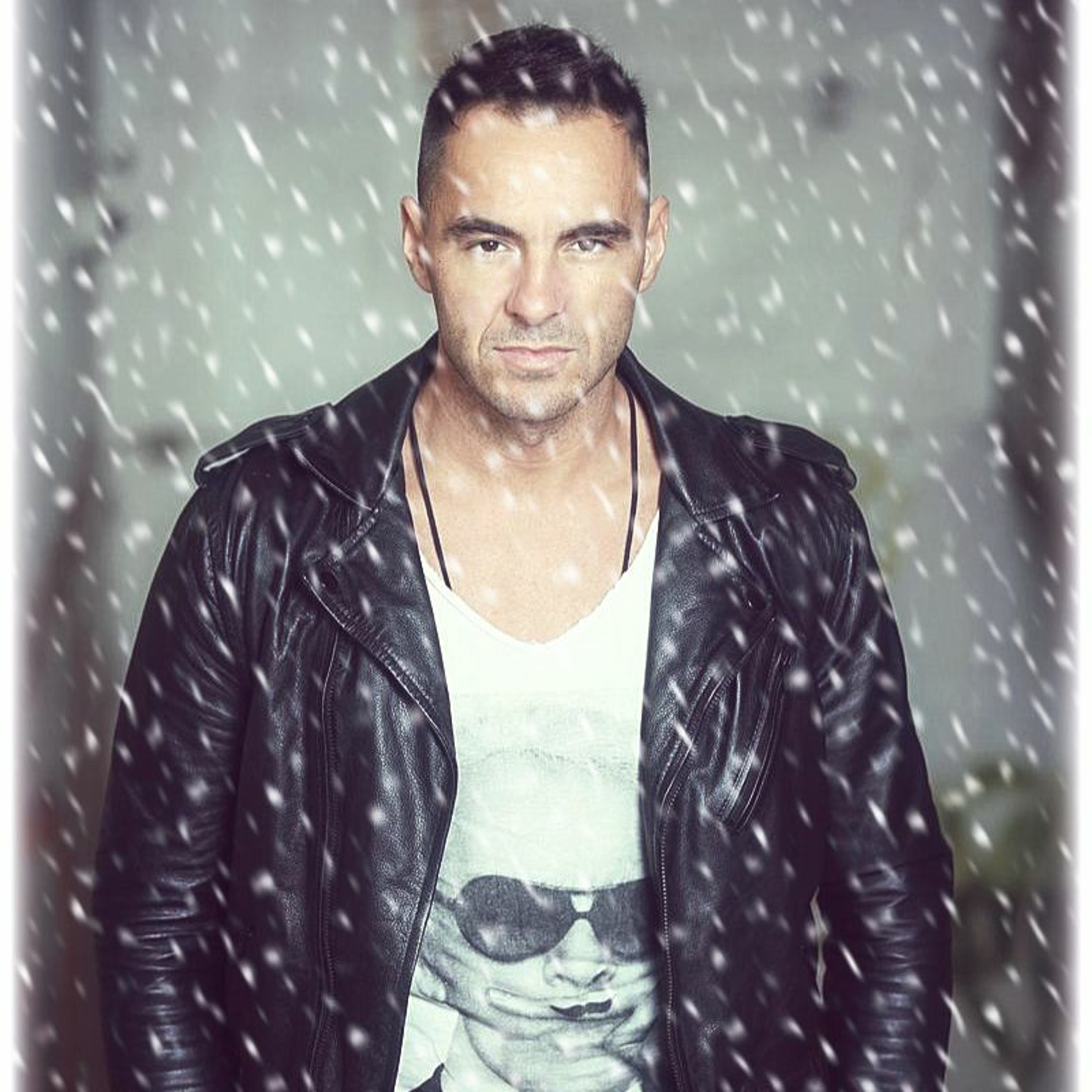 ROBERT SIMON - REWIND ON AIR RADIOSHOW