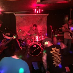 The Void - Wall Of Sleep (Live at Jake's)