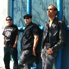 Missing Caroline - Beat Go On