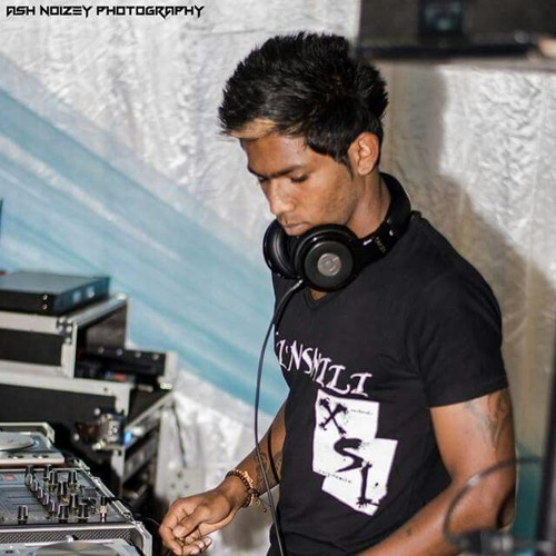 DJ ExtremzZ EsaiE- Sanz  Twa - (Extremboy Adharsh)