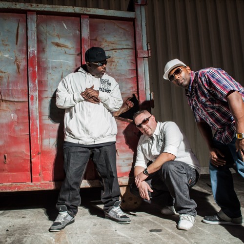 Far From Ya Average - Teach You How (Produced By Ray G.)