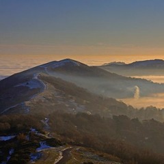 O Magnum Mysterium - Aaron King (live recording by the Malvern College Chamber Choir)