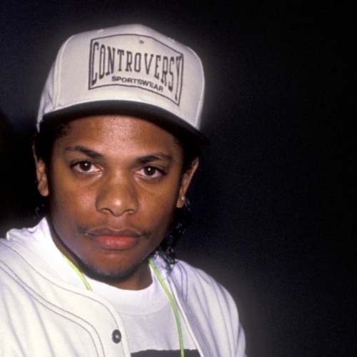 Eazy E - Sippin On A 40
