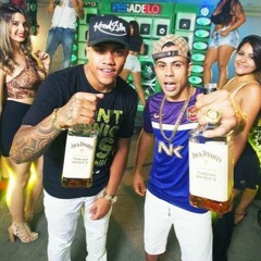 MC Davi e MC Neguinho do Kaxeta - Pé na Porta