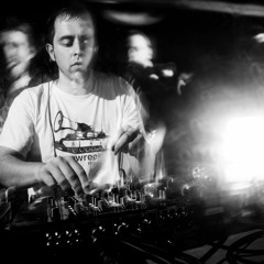 Sunil Sharpe - EE407 - Electronic Explorations (Warehouse Sessions 018)