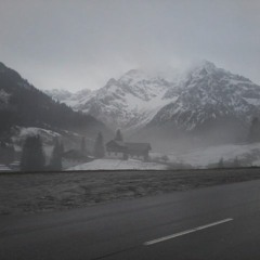 Vizslapark - Pulóvert Köt Ránk A Köd