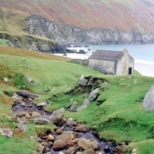 Hut site in Dooneen (iveragh By.)