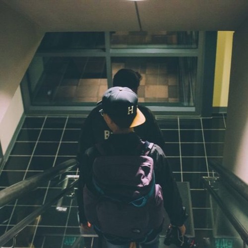 escalator.