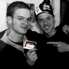 DUBKASM - Counter Reaction Dub ft. Skelly Roots (tape Cassette version) -clip-