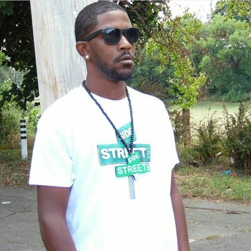 Never Bout Us : KingThee