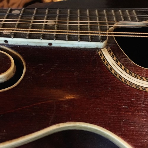 Angels We Have Heard On High - Tim Piazza with The Honey Vines