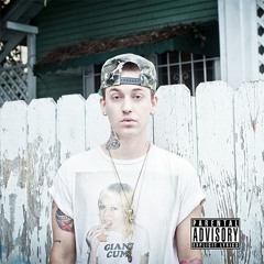 Blackbear - Marilyn Monroe Ft. T. Mills