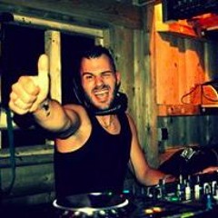NOIZE DESTRUCTOR (NL) TOXIC SICKNESS RESIDENCY SHOW / 23RD DECEMBER / 2015