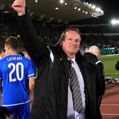 Northern Ireland manager Michael O'Neill chats to Pete Snodden