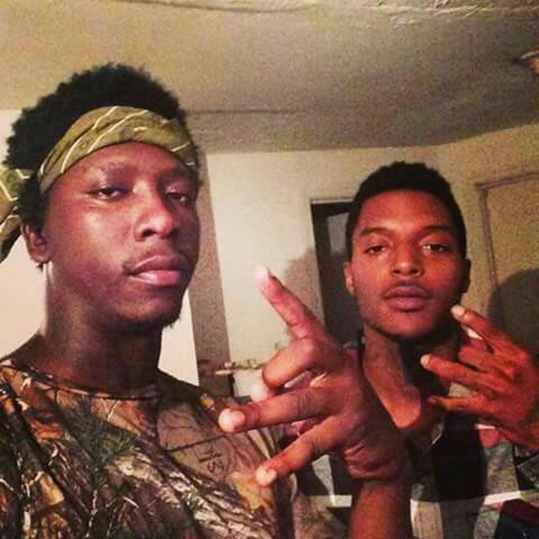 artworks-000140673584-rcz3z5-