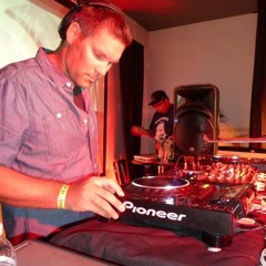 Scott Allen - All Out Grooves Show - December 2015