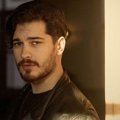 Çağatay Ulusoy - Mutlu Sonsuz (Original music)