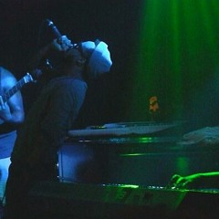 Bilal- Reminisce (Live band 2012)