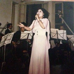 NSƯT THÚY LAN - DOMINO [Lời Việt: Phạm Duy]