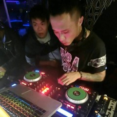 dj jeongaaa