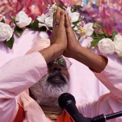 Srila B.V Vana Goswami Maharaja - Kirtan. Saint-Petersburg. 13.09.2015