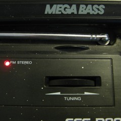 Harsh Radioactivity ☢ 40Min. Improvisational Radio Broadcast Destruction -No edit / No DAW as usual.