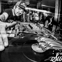 DJ BROWN - MIX QUE TE SALVA ! ( 1 Hora De Bailoteo )
