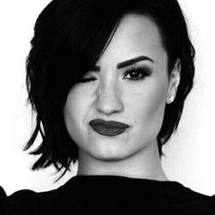 Demi Lovato - Skyscraper (An Intimate Performance Live)