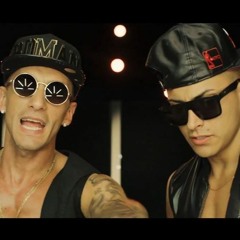 El Villano Ft Roman El Original - Es Ahi (2016)