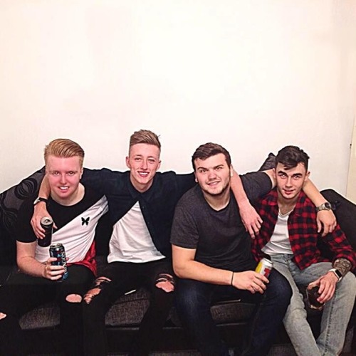 You Should Go And Love Yourself ★