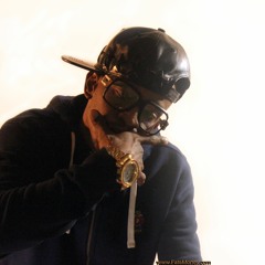 Cash Out - #CashingOut (official remix) ft. FatsMoney { Cashing Out }